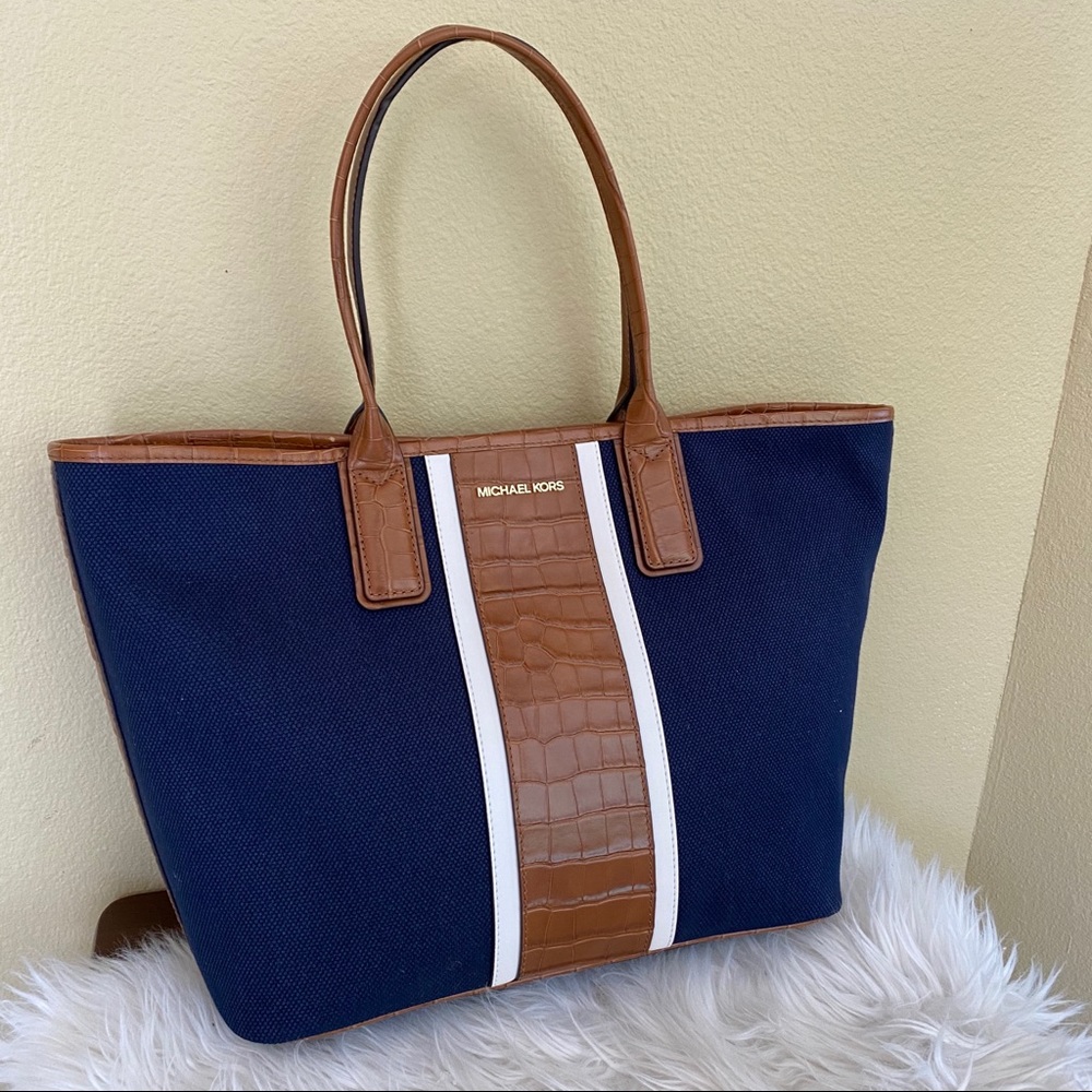 Michael Kors large Greenwich LG EW shoulder tote - Picture 15 of 16